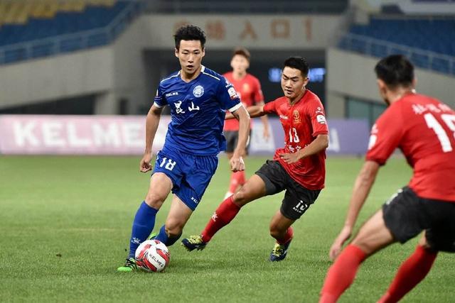 梅西：冠军属于前几代球员 也属于马拉多纳